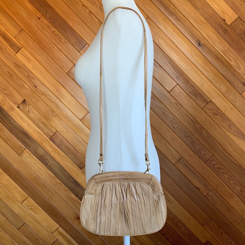 Vintage 70s Tan Eel Skin Leather Convertible Clutch/Purse